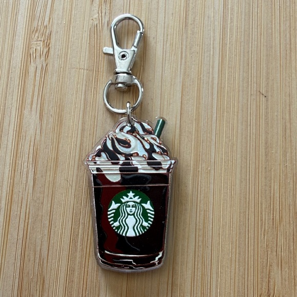 5 piece Starbucks Inspired Colorful Frappuccino Keychain Collection - Picture 6 of 9